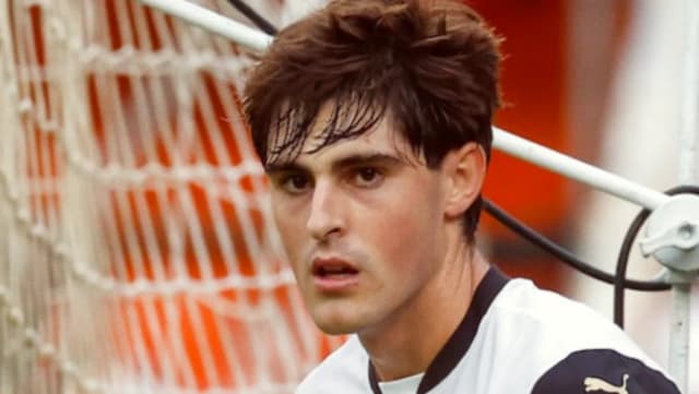 Valencia Meets Red-Hot Espanyol As Streak Hangs Tonight