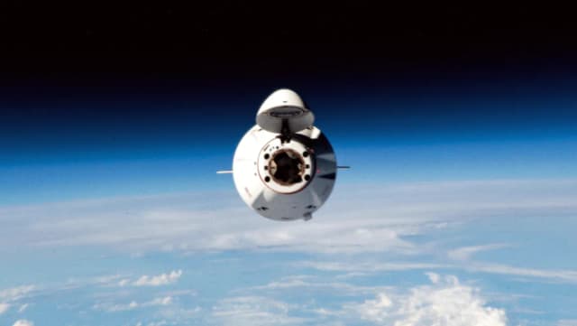 Spacex Rocket Launch Reaches Station Carrying Cargo, Other Missions Fail