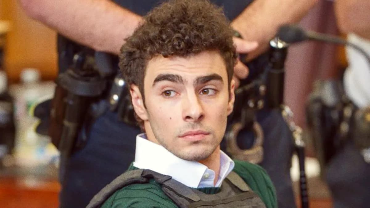 Luigi Mangione Pleads Not Guilty In Killing Case As U.S. Seeks Death Penalty
