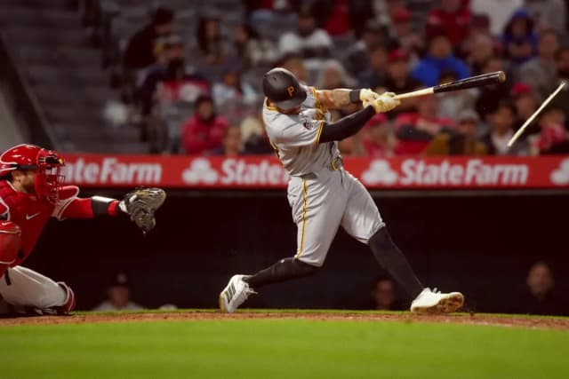 Pirates Outfielder Tommy Pham Suspended for Obscene Fan Interaction
