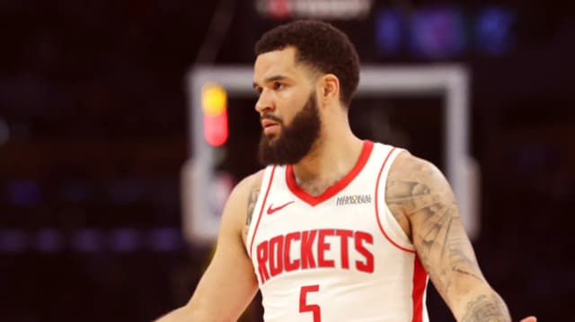 VanVleet Issues Warning To Draymond Green Amid Playoff Series