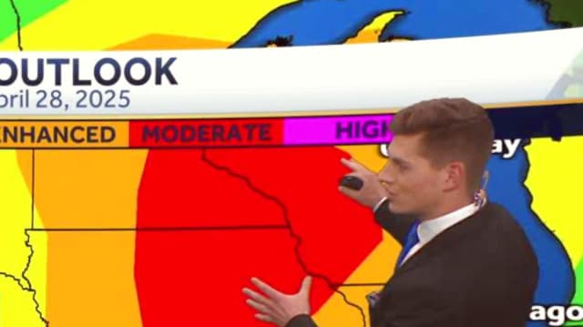Tornado Watch Risk Highlights Severe Storms for Nebraska, Iowa