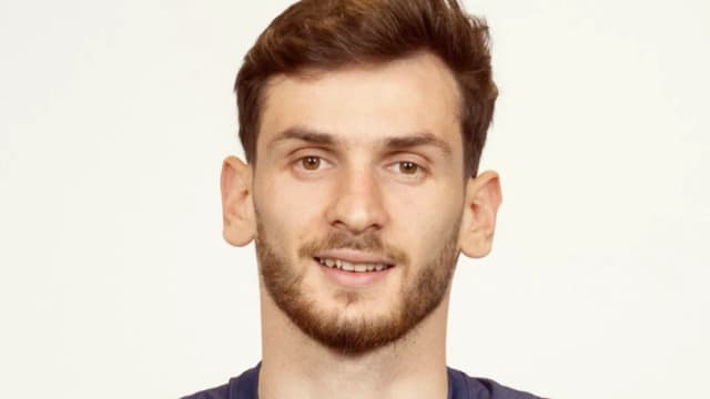 Khvicha Kvaratskhelia Discusses PSG Life Ahead of Arsenal Semifinal