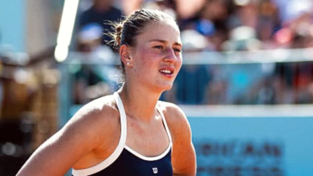 Marta Kostyuk Records Bizarre Ace During Third Round at Madrid Open