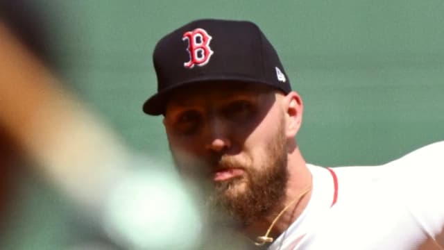Red Sox vs Blue Jays Series Begins as Pitchers Crochet, Francis Start