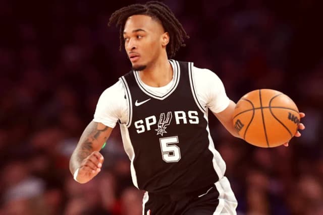 Stephon Castle Wins NBA Rookie of the Year Award for San Antonio Spurs