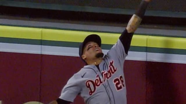 Javier Báez Robs, Hits Homers in Tigers 10-4 Win Over Angels MLB