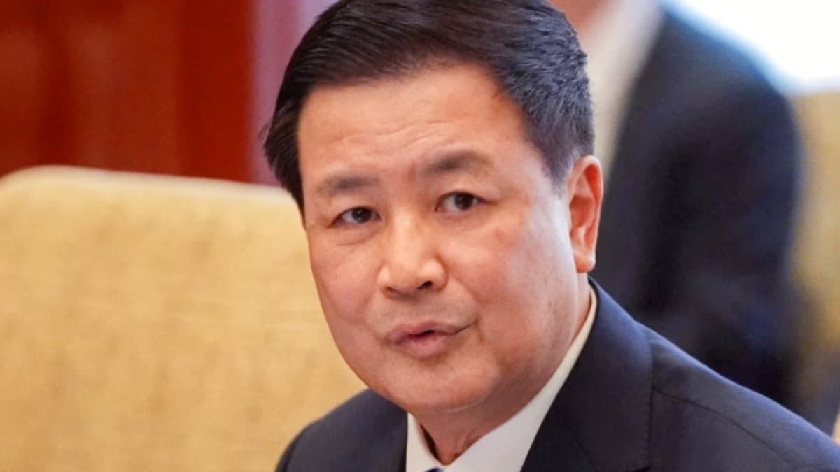 Beijing Weighs Fentanyl Offer Linking Drug Fight To Trade Talks