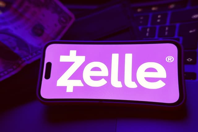 Banking Customers Across Nation Report Service Issues, Is Zelle Down?