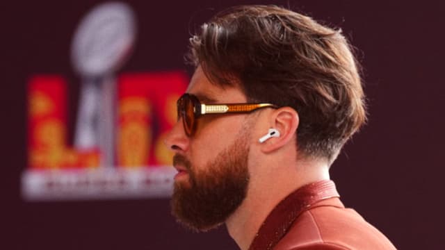 Travis Kelce Appearance Draws Fan Comment During Break From Spotlight