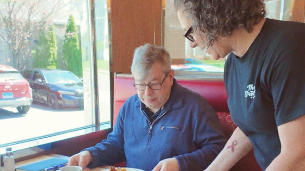 Chelsea Michigan Locals Form Chain to Move Bookstore