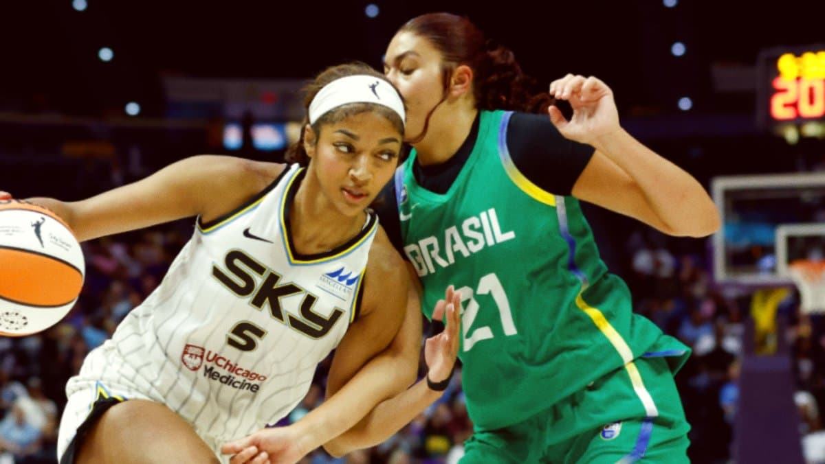 Reese Returns To LSU for Sky Win Over Brazilian National Team