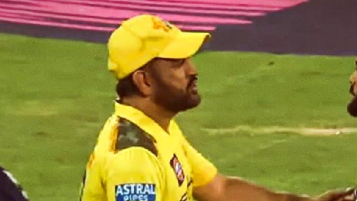 IPL Broadcaster Post Fuels Dhoni Retirement Speculation After Kohli Act