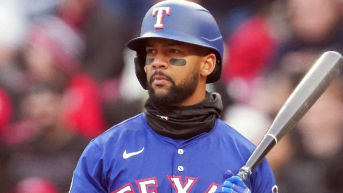 Texas Rangers Dismiss Offensive Coordinator Donnie Ecker Over Struggles