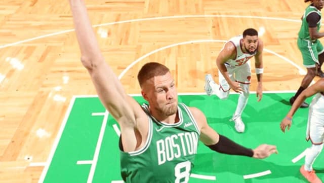 Knicks, Celtics Renew Storied Playoff Rivalry in Semifinals