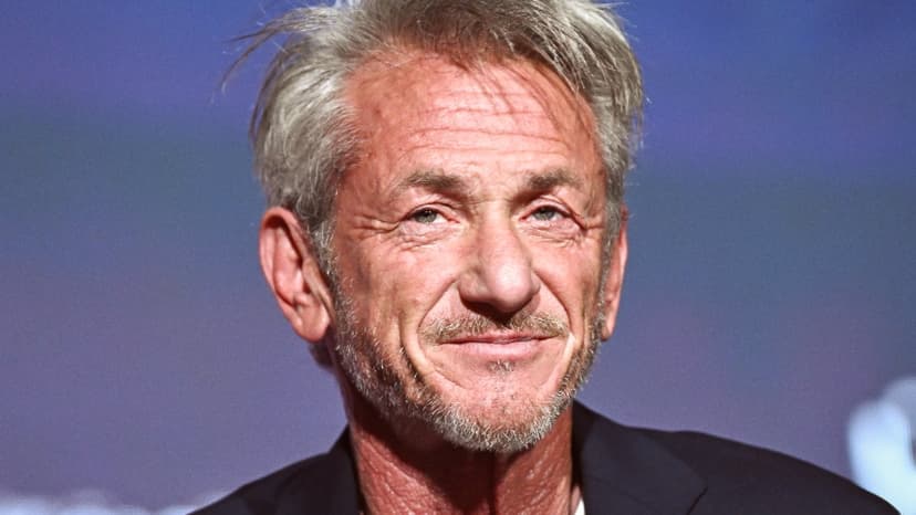 Sean Penn Likens Donald Trump To Murderer Who Could Destroy World
