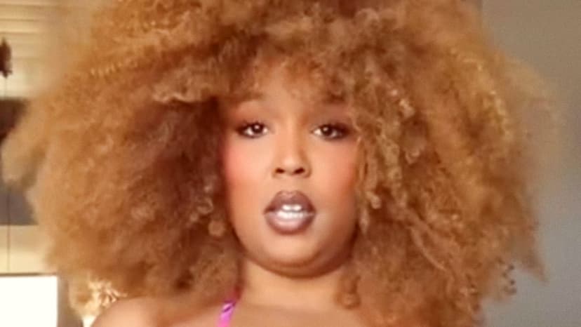 Lizzo Promotes Body Confidence Ahead of Summer Swimsuit Season