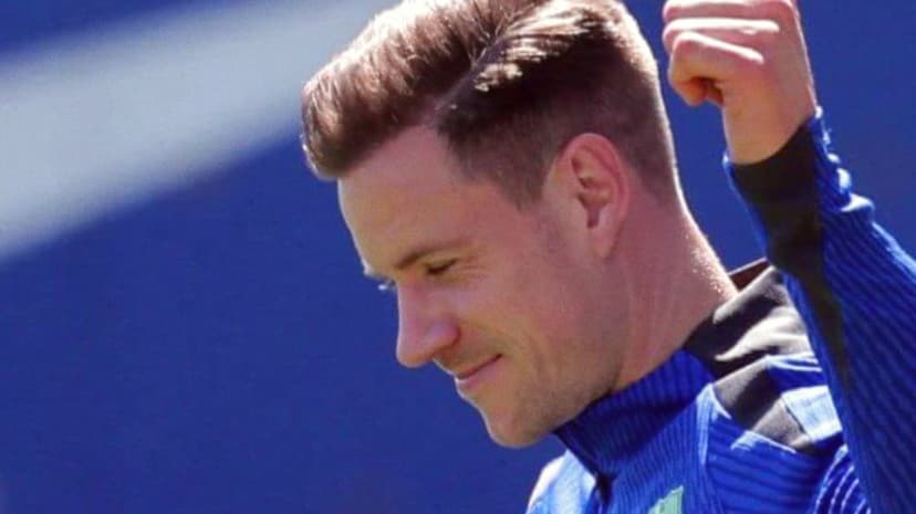 Szczesny To Start Barcelona Matches Against Inter, Madrid