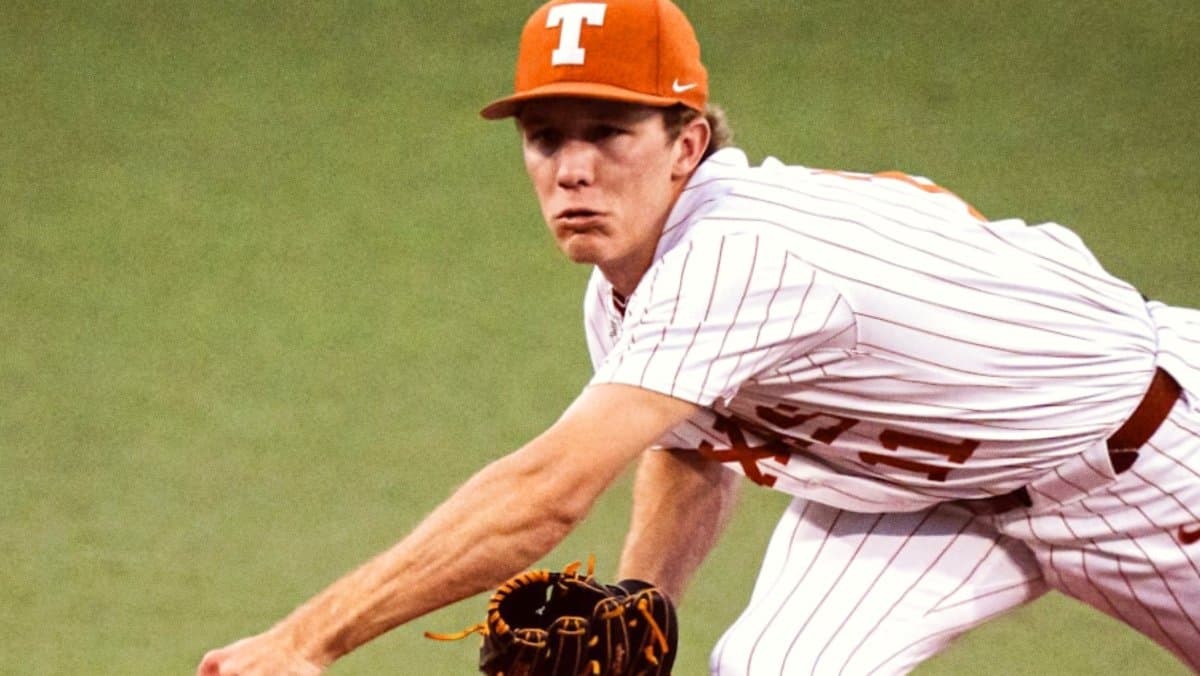 No. 1 Texas Longhorns Host Lamar Cardinals in Final Midweek