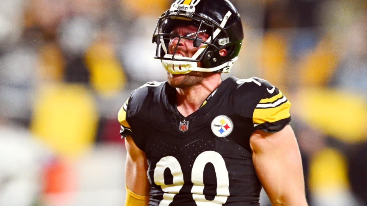 Five NFL Teams Plan New Alternate Helmets Including Steelers