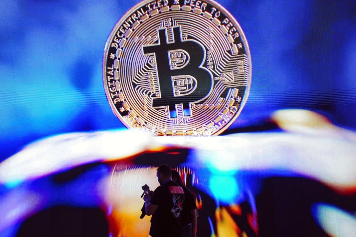 Bitcoin Tests Resistance Nearing $100K Following Trade Talks