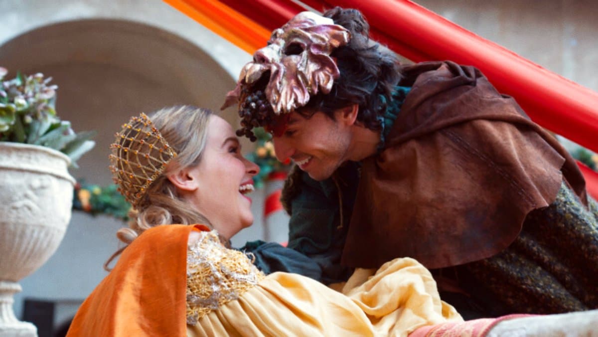'Juliet & Romeo' Musical, Rebel Wilson Film Opens To Negative Reviews