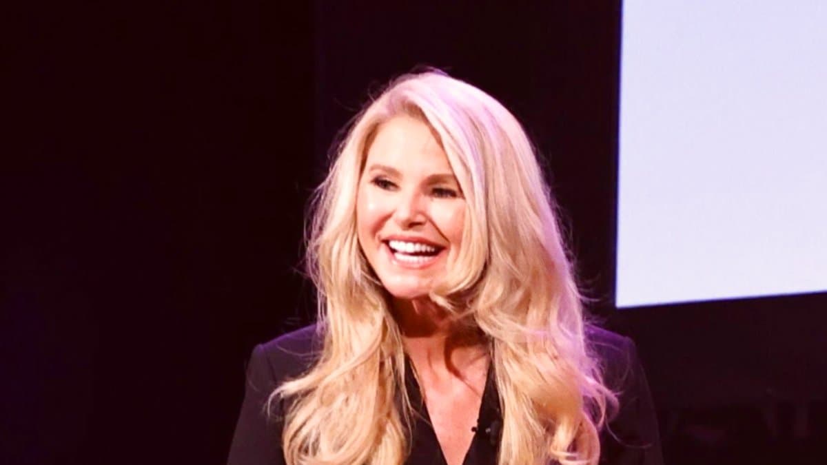 Christie Brinkley Reflects on Magic Dirt and 1994 Crash