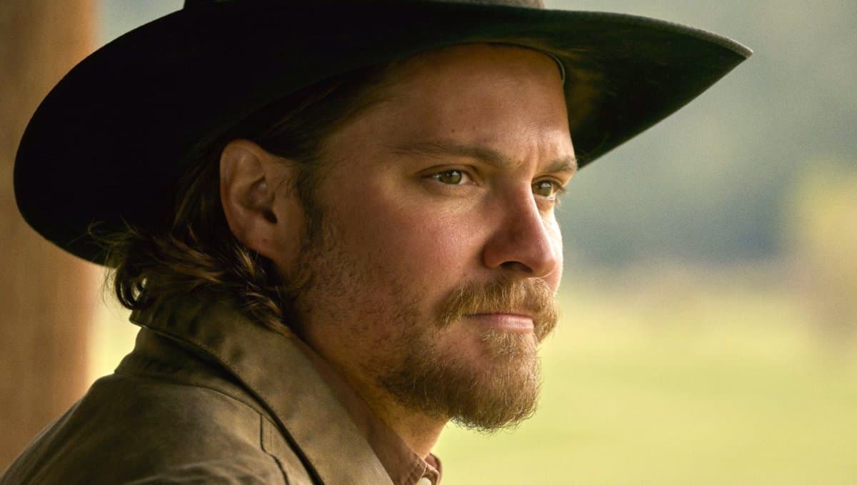 CBS Orders Yellowstone Spinoff With Luke Grimes As Kayce Dutton